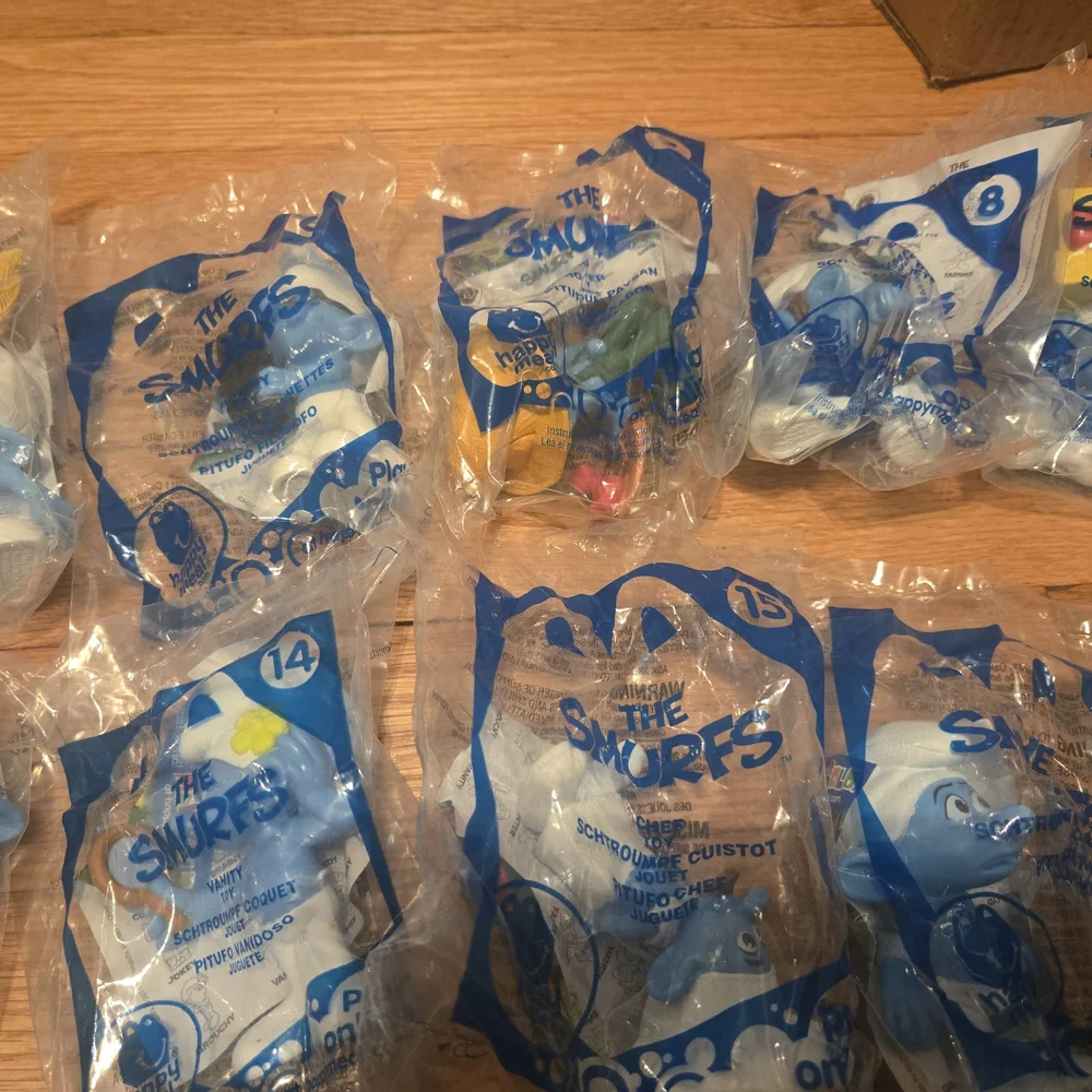 Vibrant Blue Smurfs Party Favors in Clear Bags